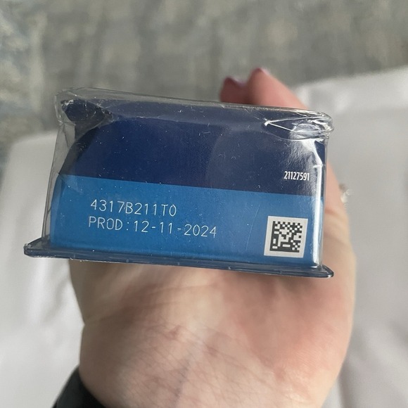 NEW Oral-B Pro Cross Action Replacement Brush Heads White 8 XXL Pack Toothbrush - Picture 5 of 6